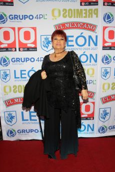 Lupita Sandoval  de Cachún cachún ra ra! (1)